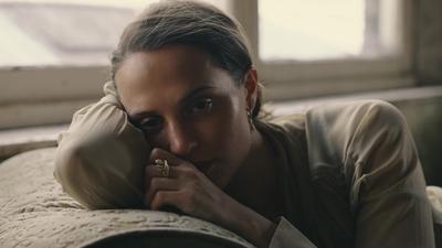A_Flaunt_Film___Alicia_Vikander_087.jpg