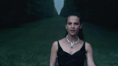 Alicia_Vikander_for_the_Bravery_High_Jewelry_Collection____LOUIS_VUITTON_047.jpg