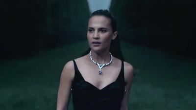 Alicia_Vikander_for_the_Bravery_High_Jewelry_Collection____LOUIS_VUITTON_048.jpg