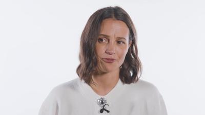 Alicia_Vikander_s_Incredible_Ex_Machina_Audition___Her_First_Day_on_Tomb_Raider___BAFTA_1080p_080.jpg
