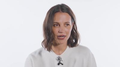 Alicia_Vikander_s_Incredible_Ex_Machina_Audition___Her_First_Day_on_Tomb_Raider___BAFTA_1080p_406.jpg