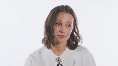 Alicia_Vikander_s_Incredible_Ex_Machina_Audition___Her_First_Day_on_Tomb_Raider___BAFTA_1080p_422.jpg
