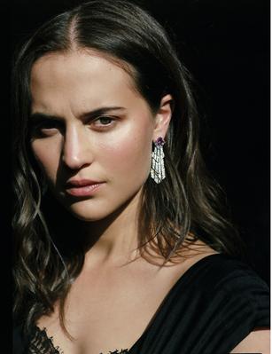 275914129_alicia-vikander-2.jpg